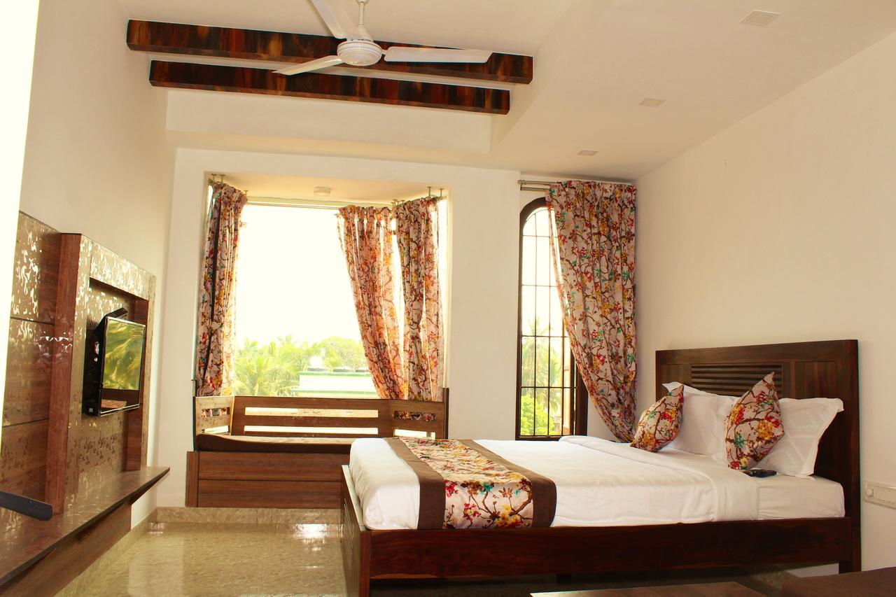 Hotel Savoy Palacio Calangute Exterior photo